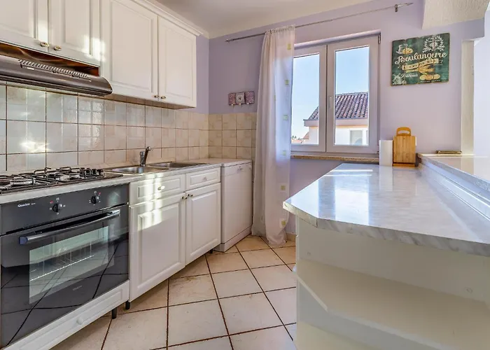 아파트 3 Bedroom In