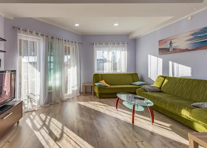 아파트 3 Bedroom In